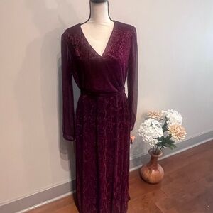 Robbie Bee Shimmering Purple Long Sleeve Dress